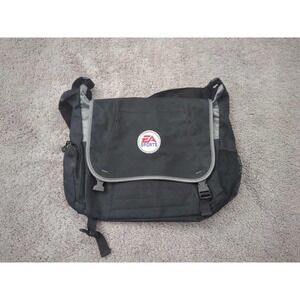 EA Sports Video Game Carrying Travel Case Leed's Black Canvas